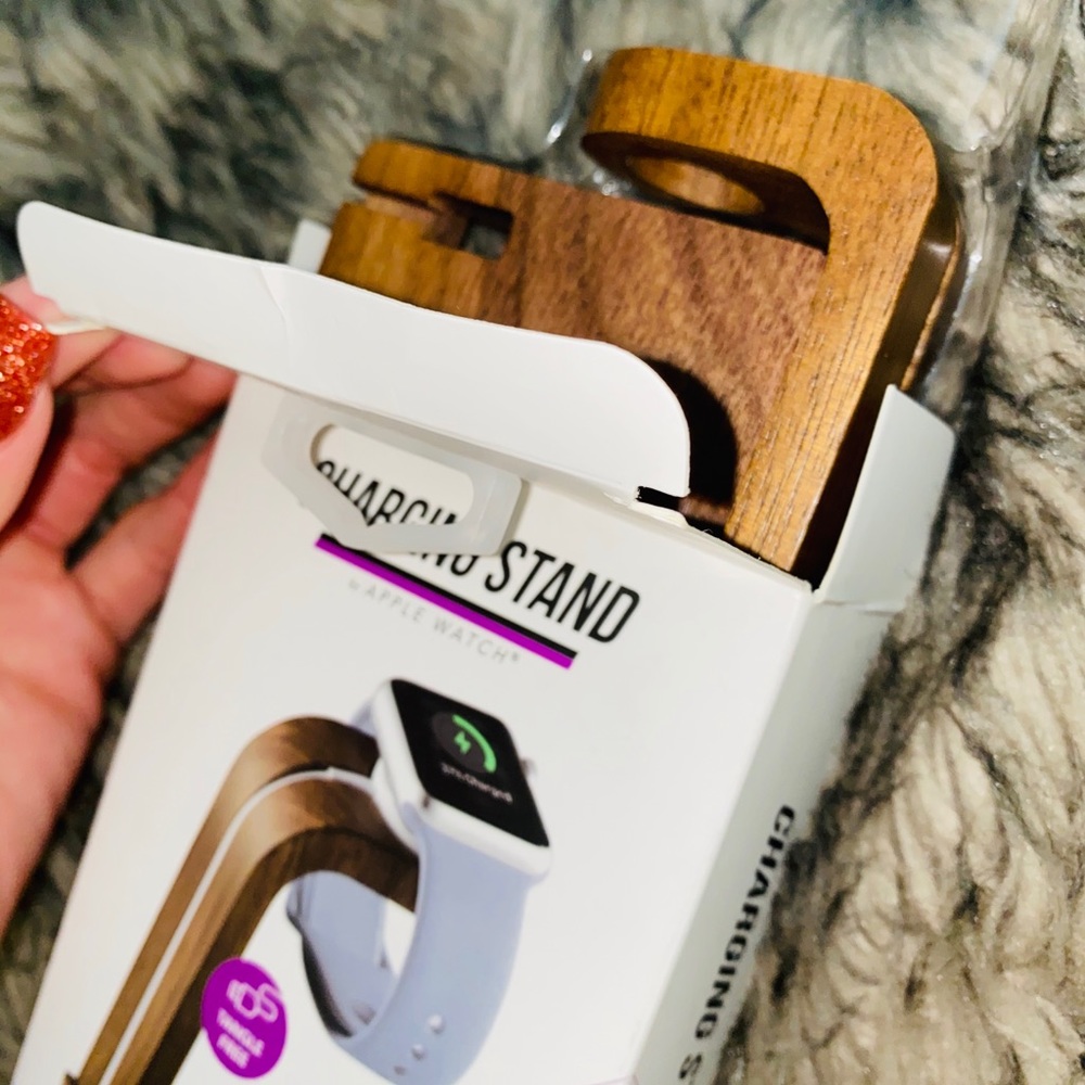 Apple Watch charging stand